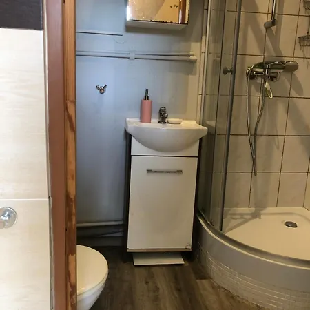 Maly Apartament W Sercu Jezyc Posen Exterior foto